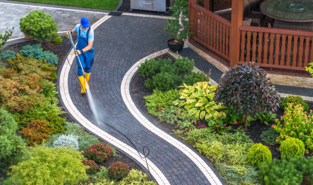 Best Sidewalk Pressure Washing  in Delta, OH